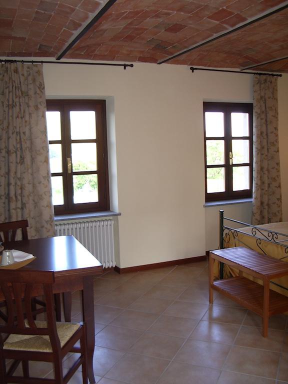 B&B Cascina Gaione Via Gallina,18B 12052 Neive Cn Phòng bức ảnh